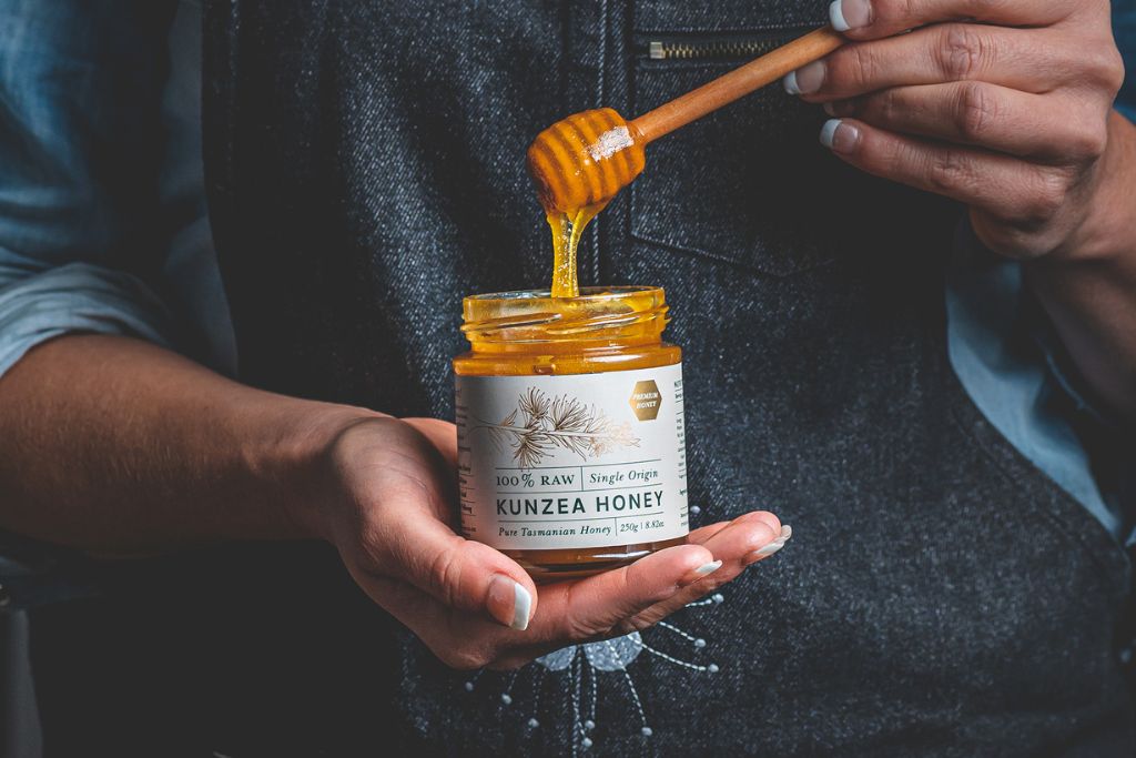 Raw Honey vs Regular Honey - What's Better?