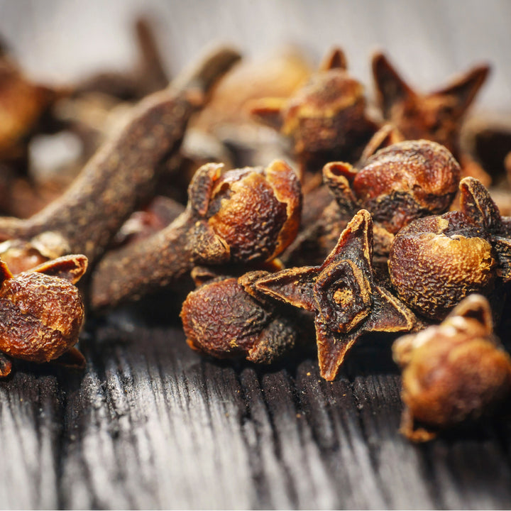 Clove Bud (Syzygium aromaticum) — ingredient used in Zea natural wellness products